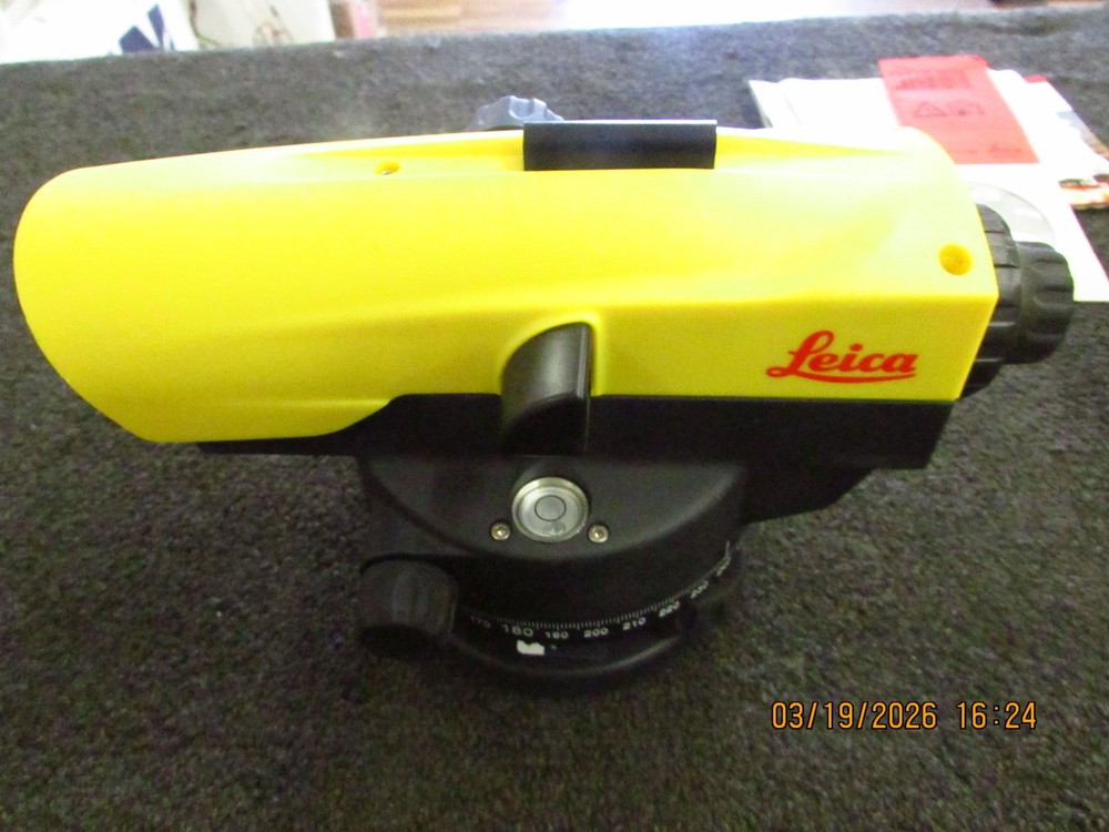 Leica NA520