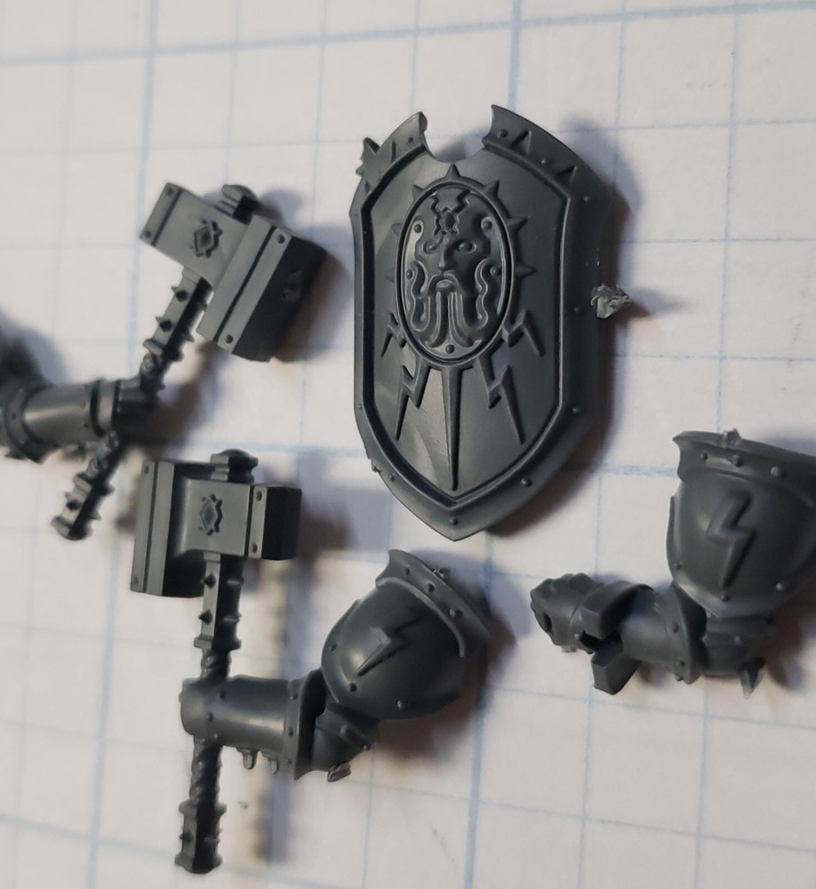 Warhammer Stormcast Eternals Bits Liberator Warhammers & Sigmarite Shield Set #E