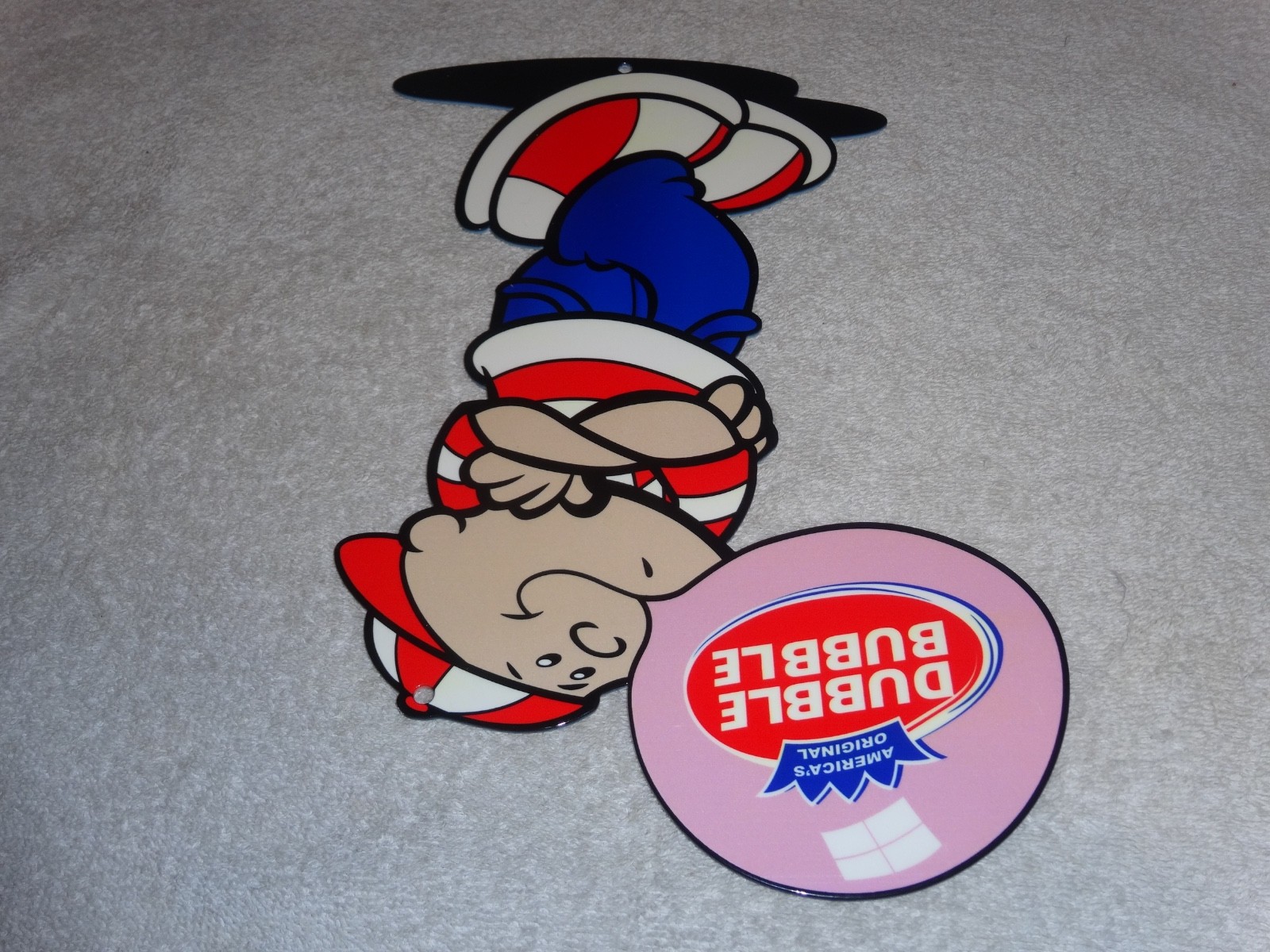 VINTAGE DUBBLE BUBBLE BOY BLOWING FLEER CHEWING GUM 10" METAL GASOLINE OIL SIGN!