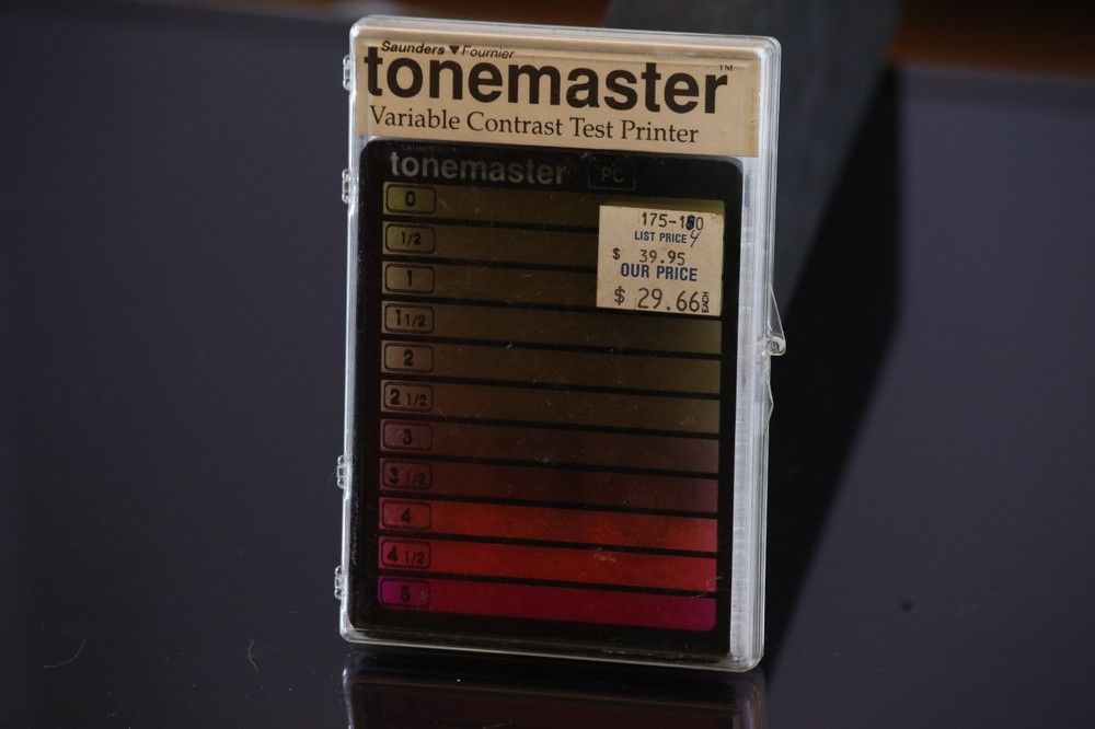 4x5 photography developing tool - Glass variable contrast test printer