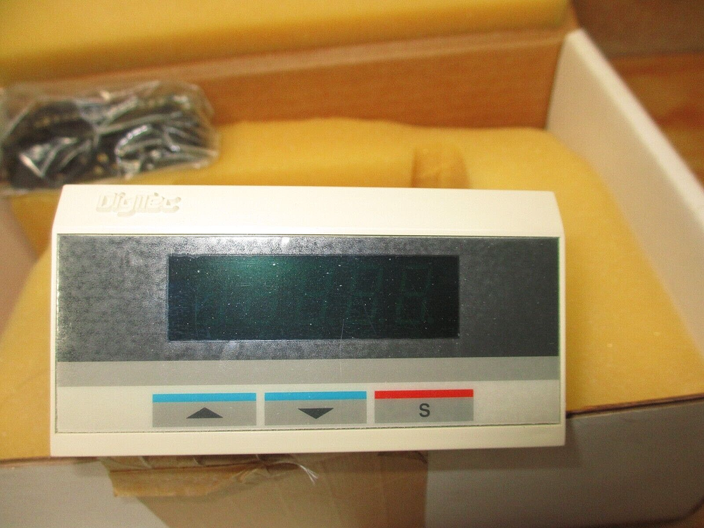 Digitec 2820A-27X *NEW* Digital Panel Meter