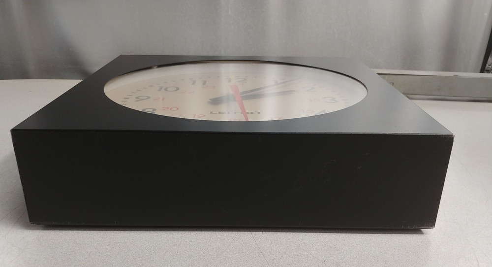 Leitech DAC-5012 Analog Time Code Studio Clock