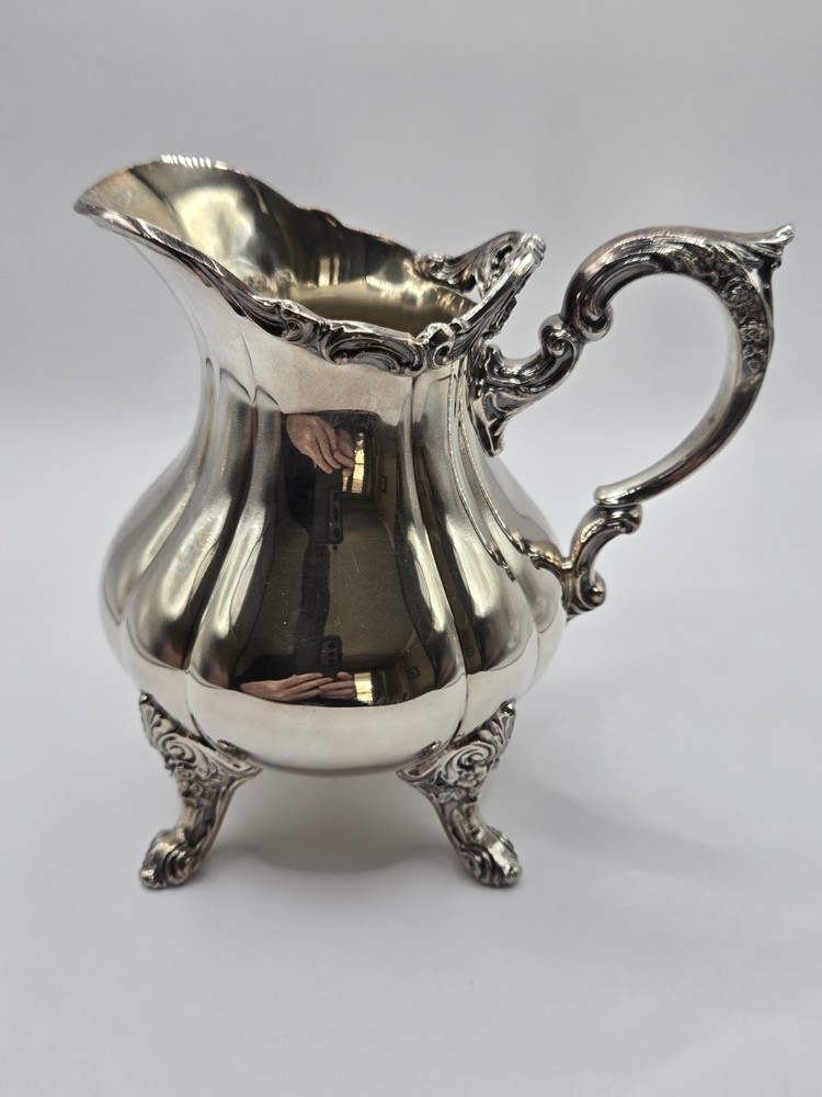 Wallace 1200 sterling silver plate. 5pc. comlplete tea service, nice condition!