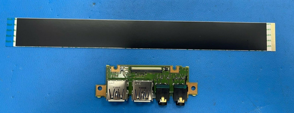 FUJITSU LIFEBOOK E554  AUDIO USB 3.0 PCB BOARD PLUS CABLE RIBBON