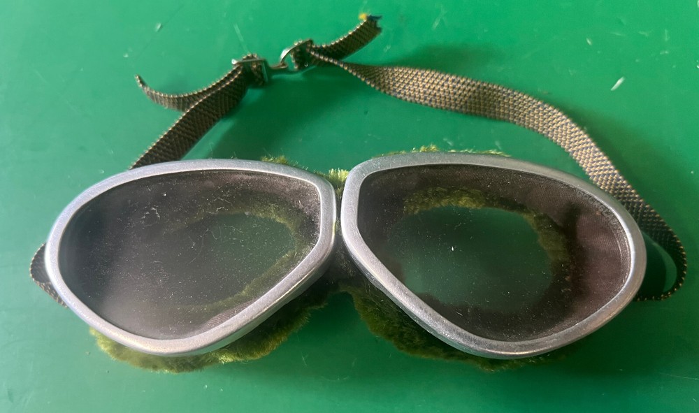 PRE WAR H.B. FLYING GOGGLES W/FUR LINING