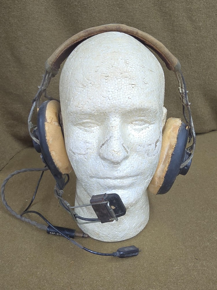 WWII USAAF Pilot Radio Headset with Microphone