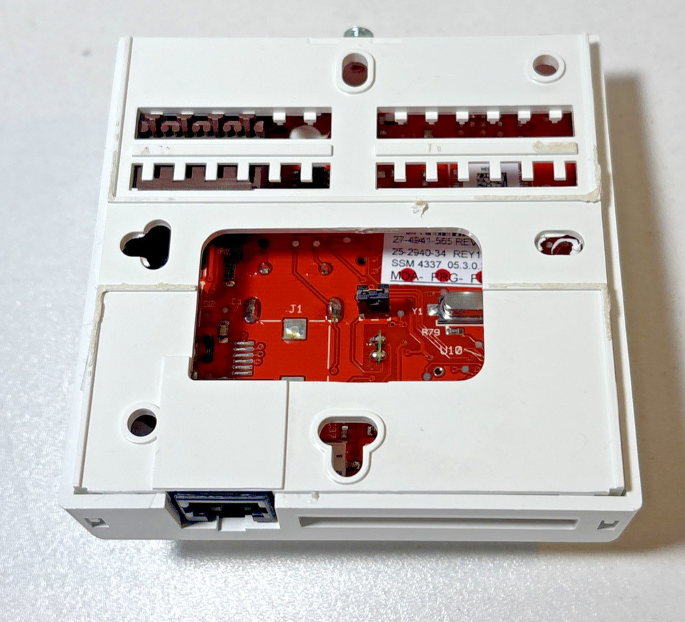 NEW Johnson Controls NS-ATP7003-0 Room Temp. Sensor 80x80 Network Sensor