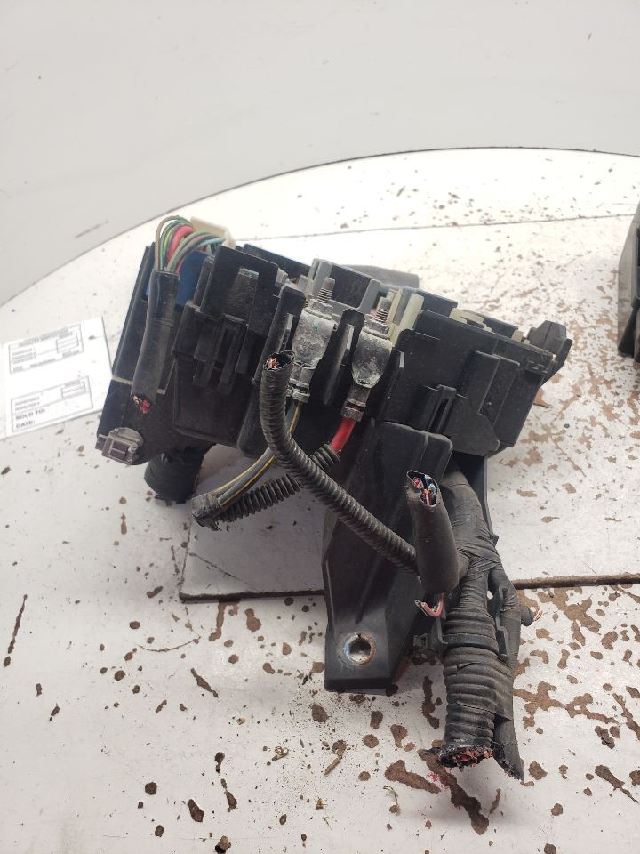 Used Fuse Box Engine fits: 2009 Mazda 6 Grade A