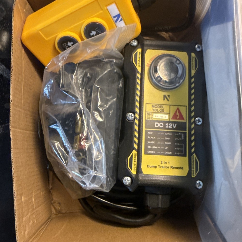 NEWTRY 2 in 1 Crane Remote, 12V Wireless Control Station
