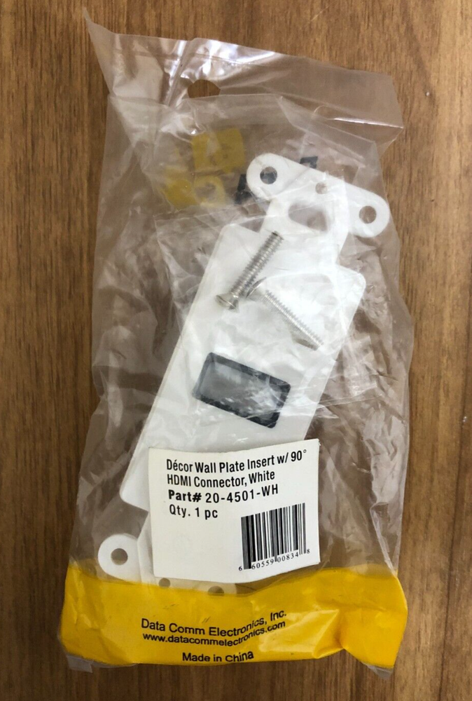 DATACOMM 20-4501-WH DECOR WALL PLATE INSERT W 90° HDMI CONNECTOR
