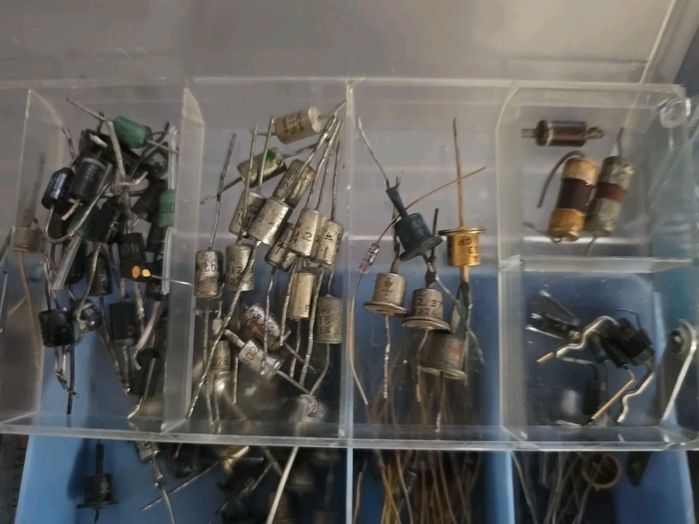 Vintage Electronics Components Lot Bulk – Resistors Capacitors Transistors...