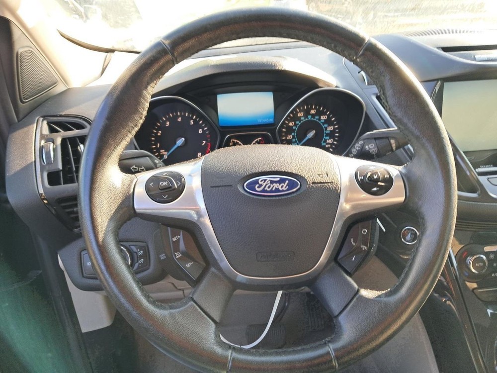 ESCAPE 2014 Glove Box 4784686