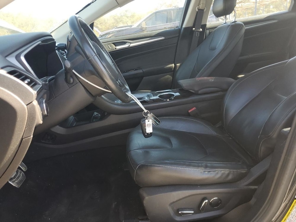 FUSION 2013 Glove Box 4913756
