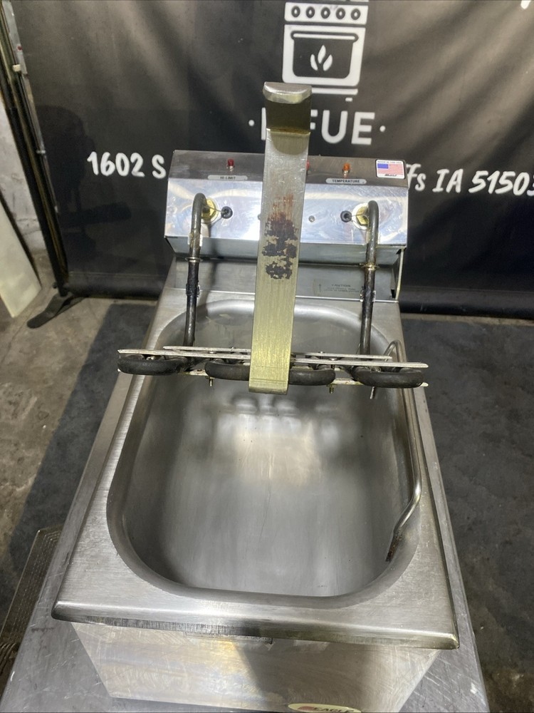 Pre-Owned Eagle Countertop Deep Fryer Model EF10-240 TESTED