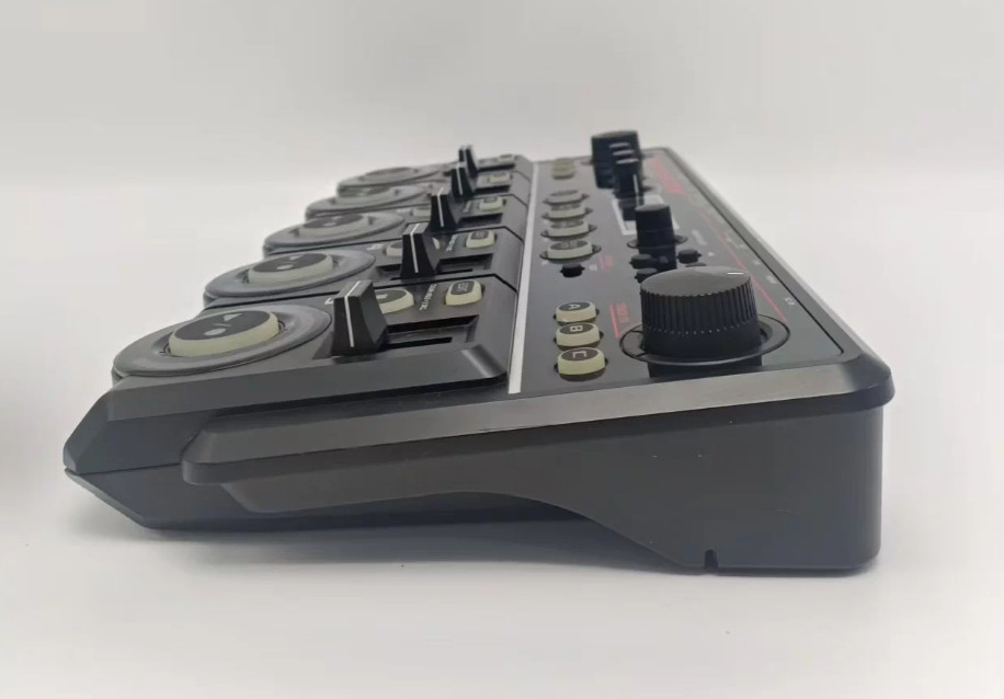 1pcs BOSS RC-505 LOOP Recording Workstation