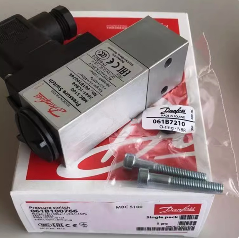 1pcs Danfoss MBC5100 061B100766 sensor
