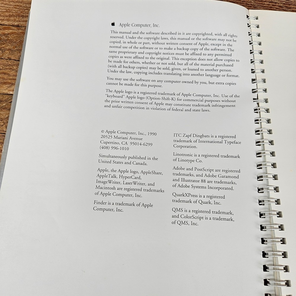 Apple Quadra 700 Getting Started Manual 030-4014-A (1990)
