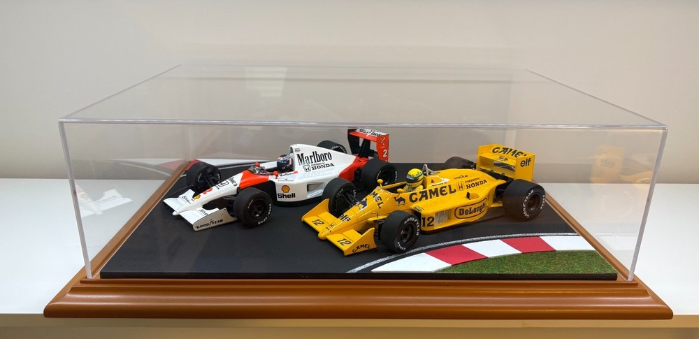 Atlantic Display Case Diorama 1/18 Scale