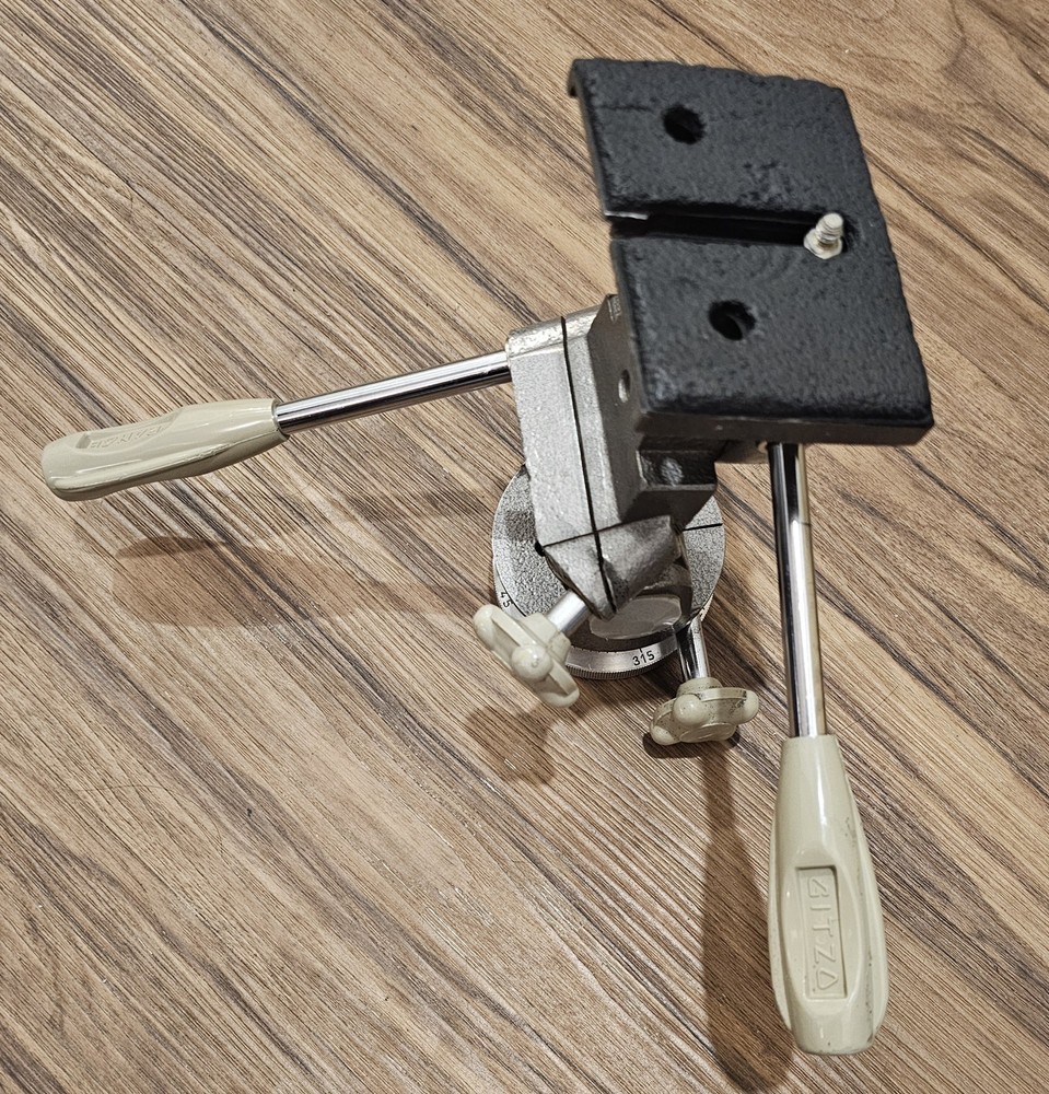 GITZO Tripod HEAD R.No.4 (with Camera Bolt) Double Locking BEAUTIFUL - MINT