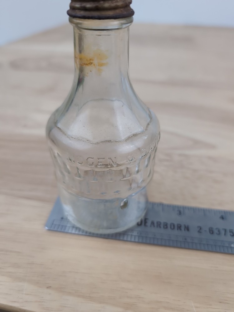 Vintage Morgan David Wine Bottle