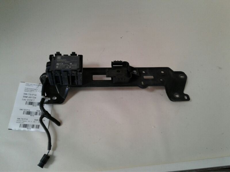 TESLA 3   2019 Camera/Projector 117421
