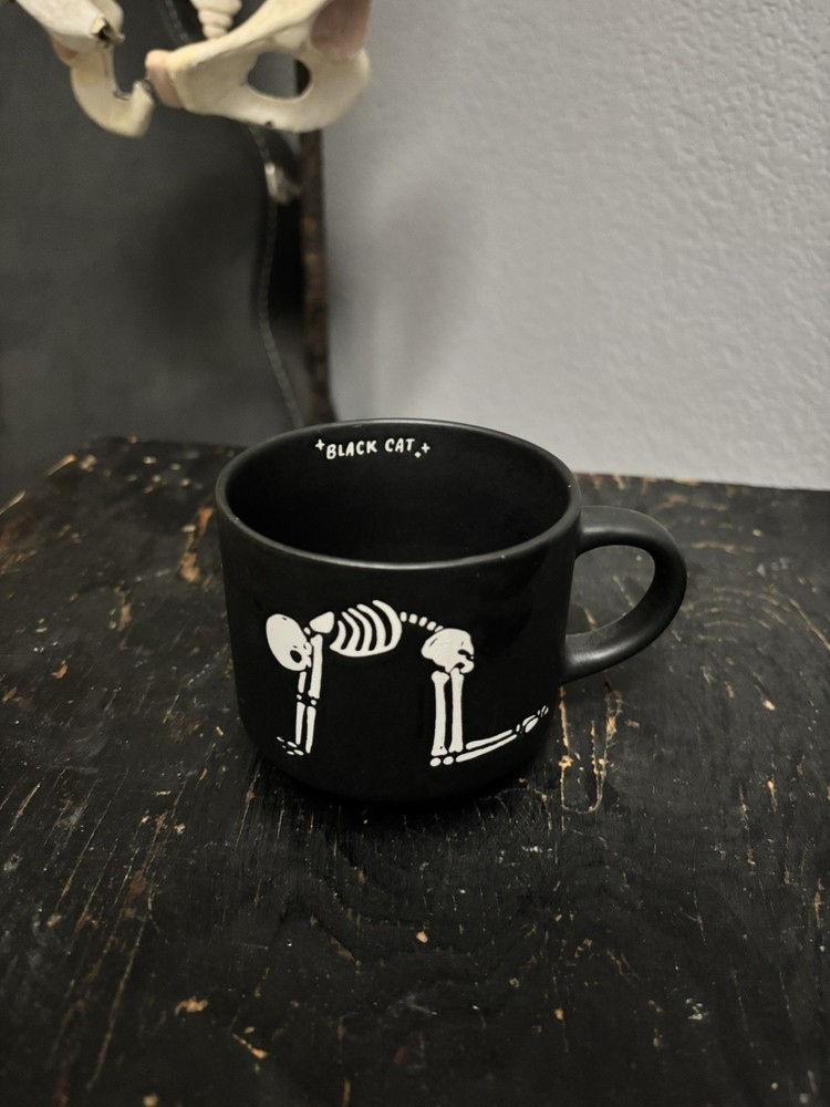 Prima Design Halloween Coffee Mugs Skeleton Yoga Pose 4 Set Stackable Caddy