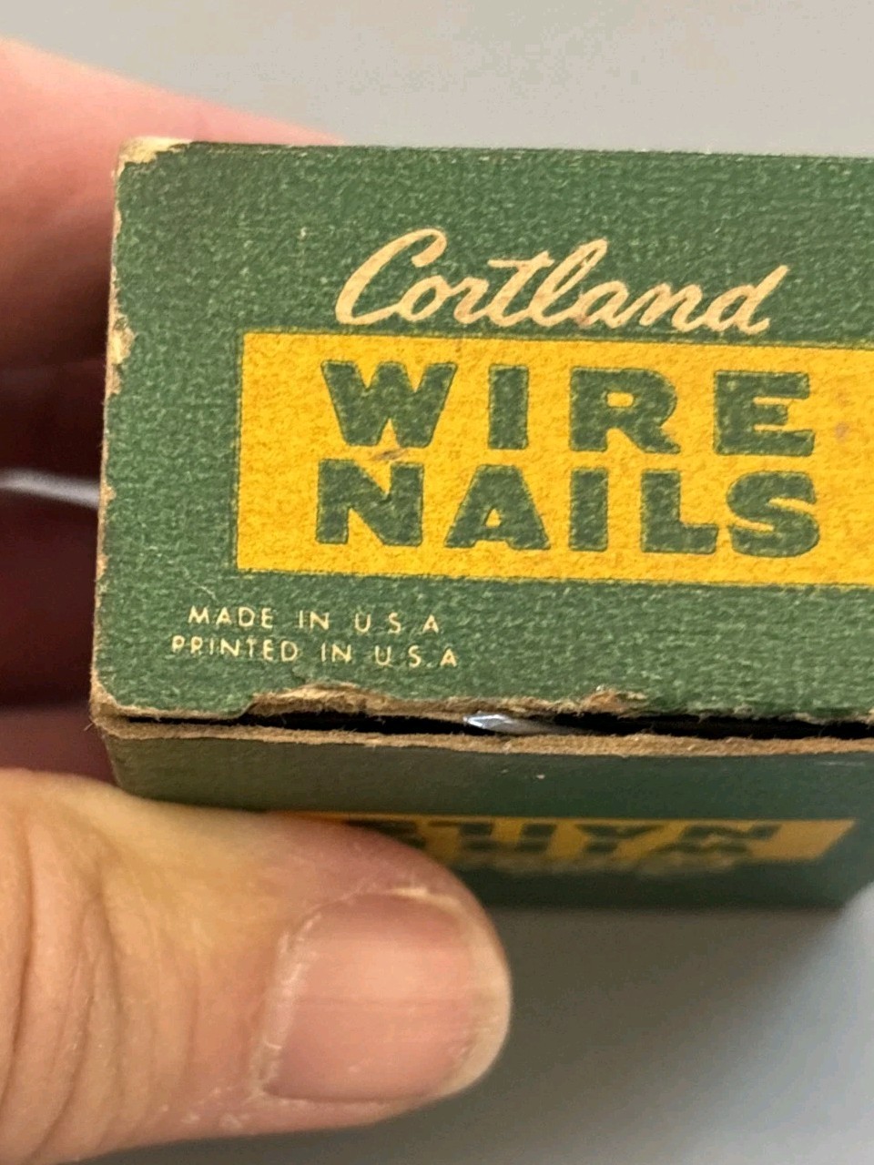 Vintage Cortland Wire Nails Box 1/4 lb No 20 5/8 in Wickwire Hardware Display