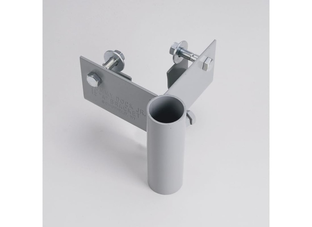 Tommy Docks Outside CORNR Bracket