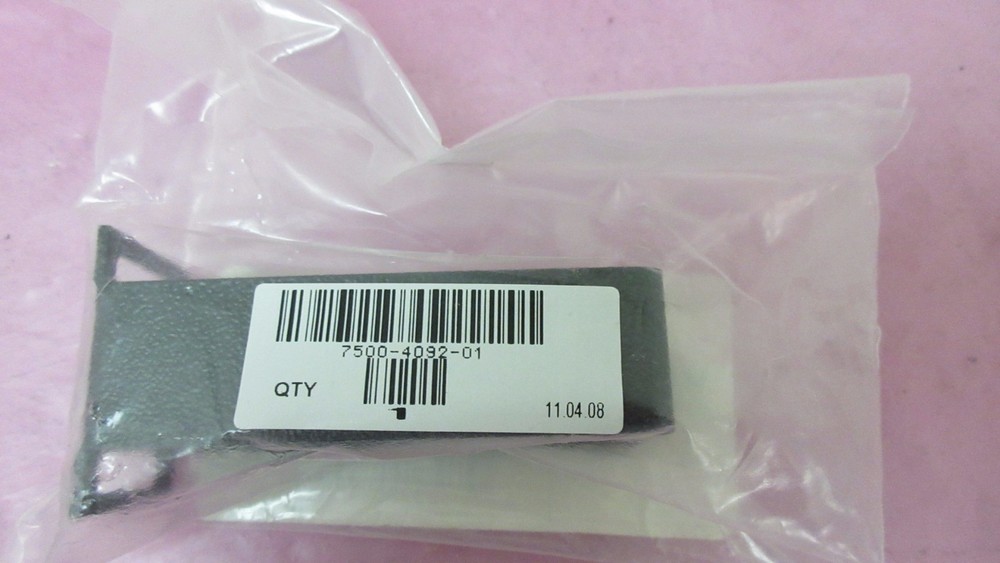 Hammond 7500-4092-01 Cable Mount Ring 1U