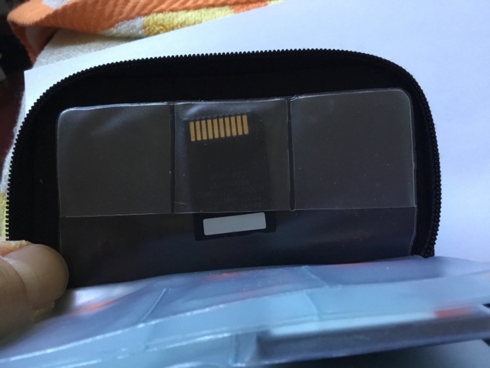 1pcs used small multi purpose memory storage zipper purse for SD,Pro DUo,CF