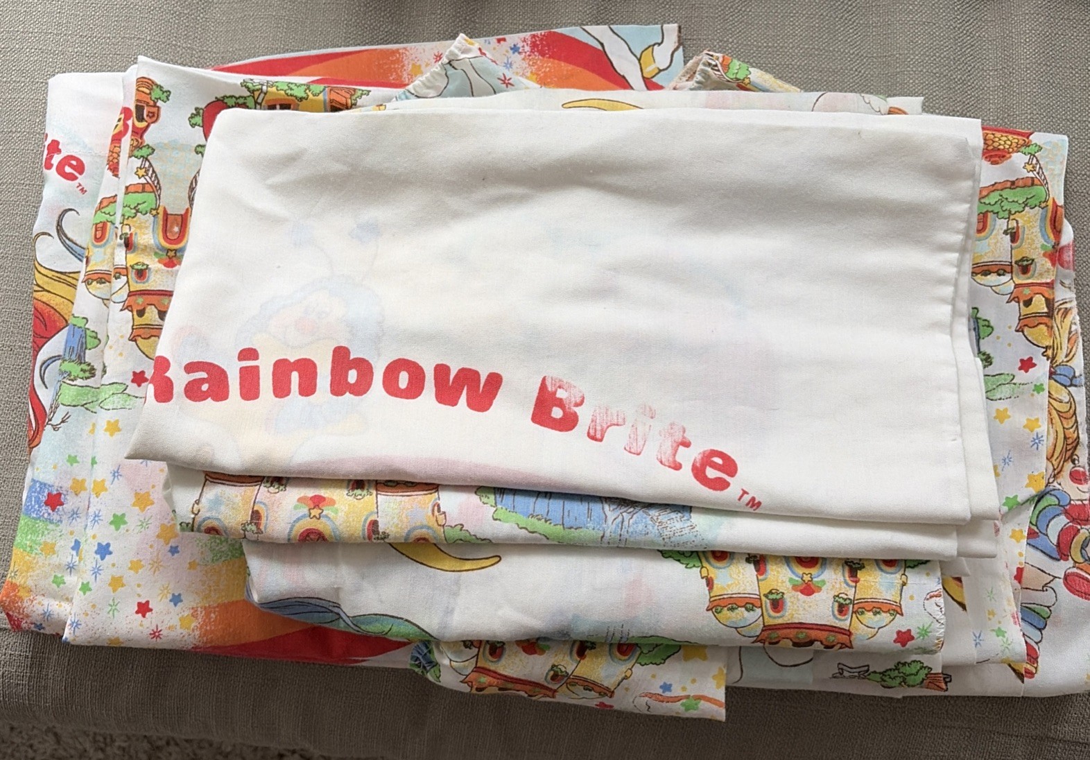 Rare Vintage Hallmark 1983 RAINBOW BRITE Twin Bedding and Pillow Case