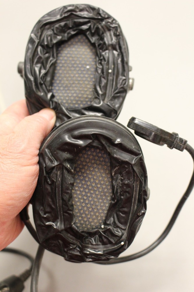 MSA Sardin Type #75310 Com Headset - Used