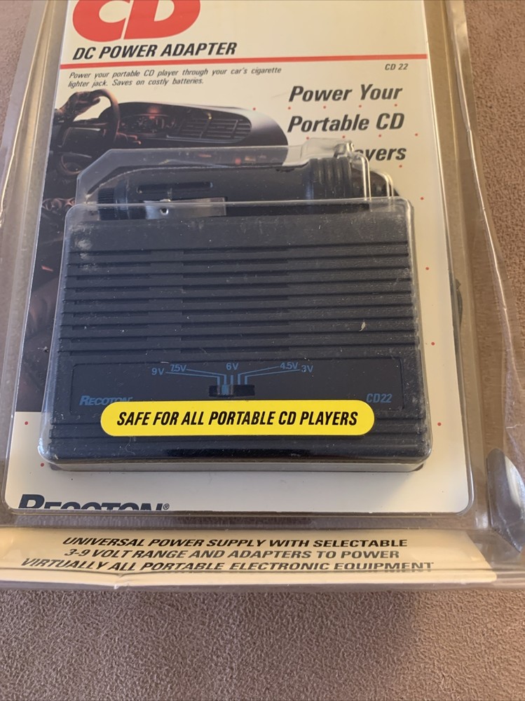 Recoton CD22 Multi-Voltage Car Adapter Vintage NOS