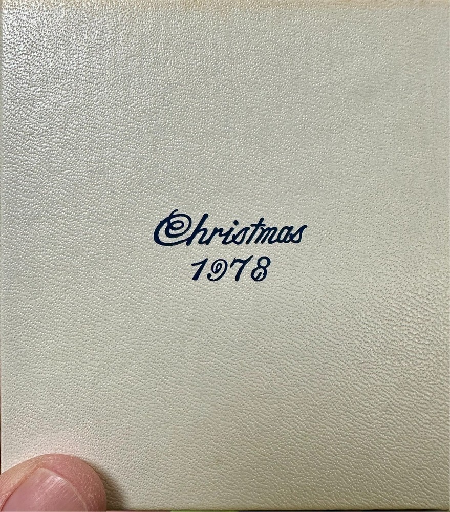 NORITAKE BONE CHINA-VINTAGE 7TH EDITION 1978 CHRISTMAS BELL IN PRESENTATION BOX