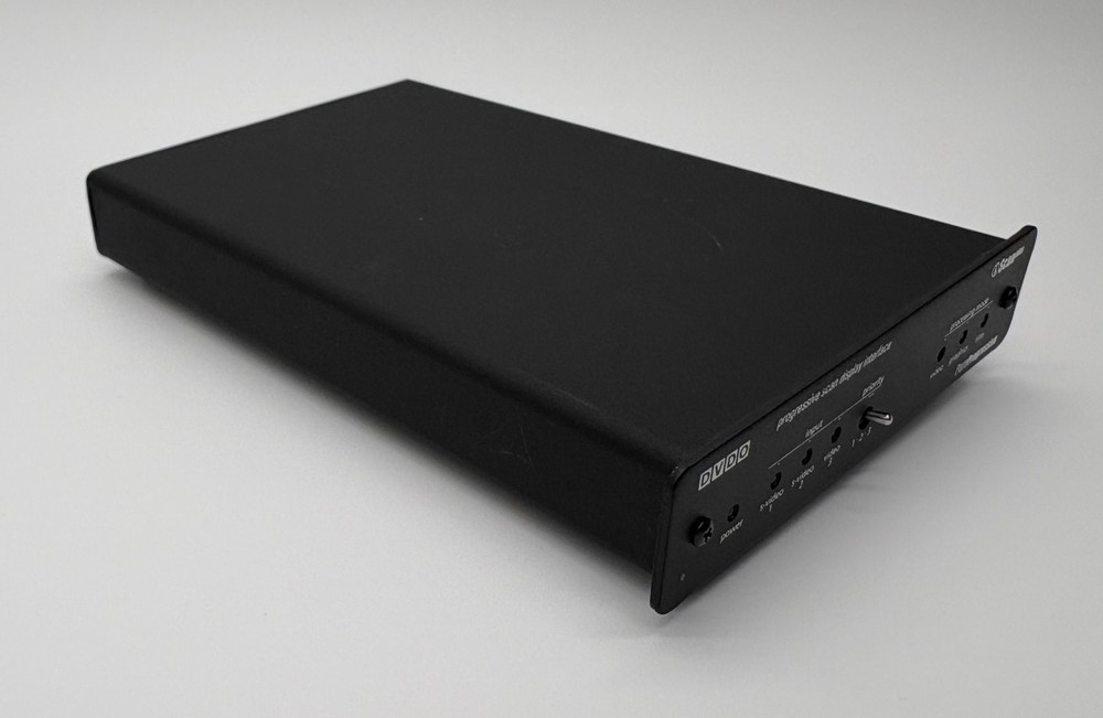 DVDO iScan Plus Progressive Scan Display Interface, Model MM102A
