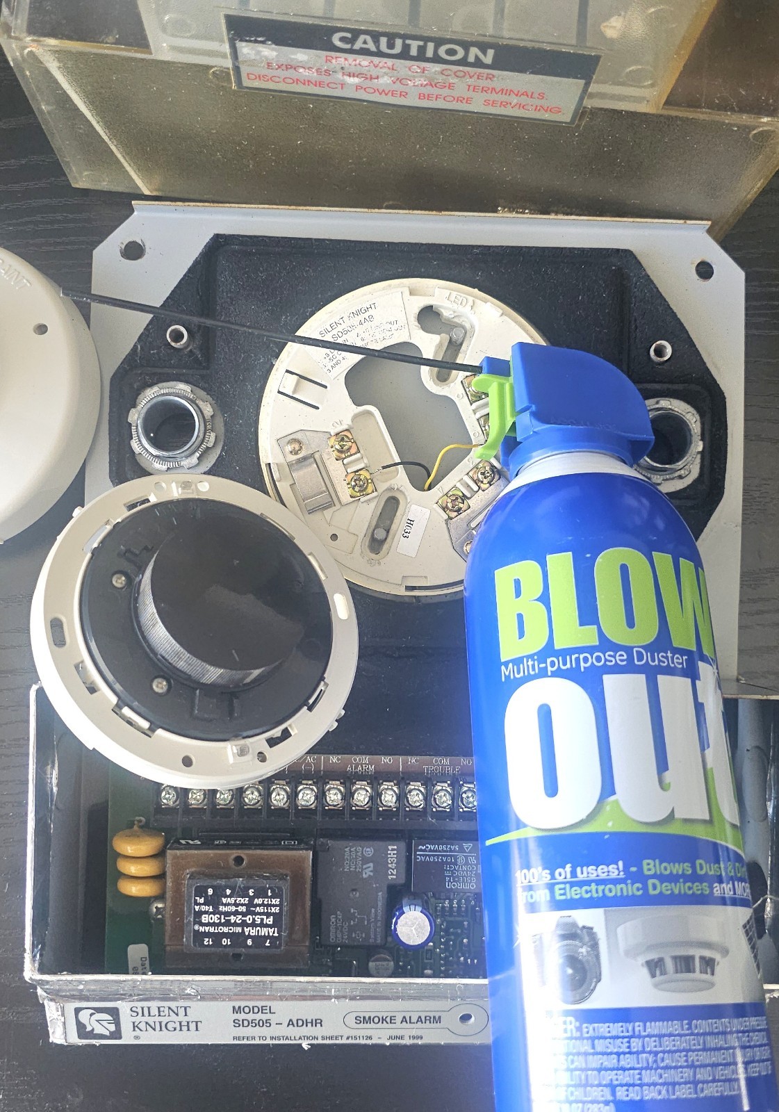 SILENT KNIGHT SD505-ADHR Duct Detector (built-in Relay) w/SD505-APS Smoke Head