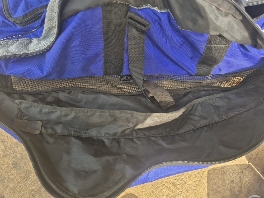 No Errors NO E2 Catchers Bag-Blue-Good -Used See Desc.