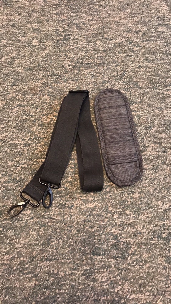 Ignite Duffel Bag Gray Gym Bag EUC