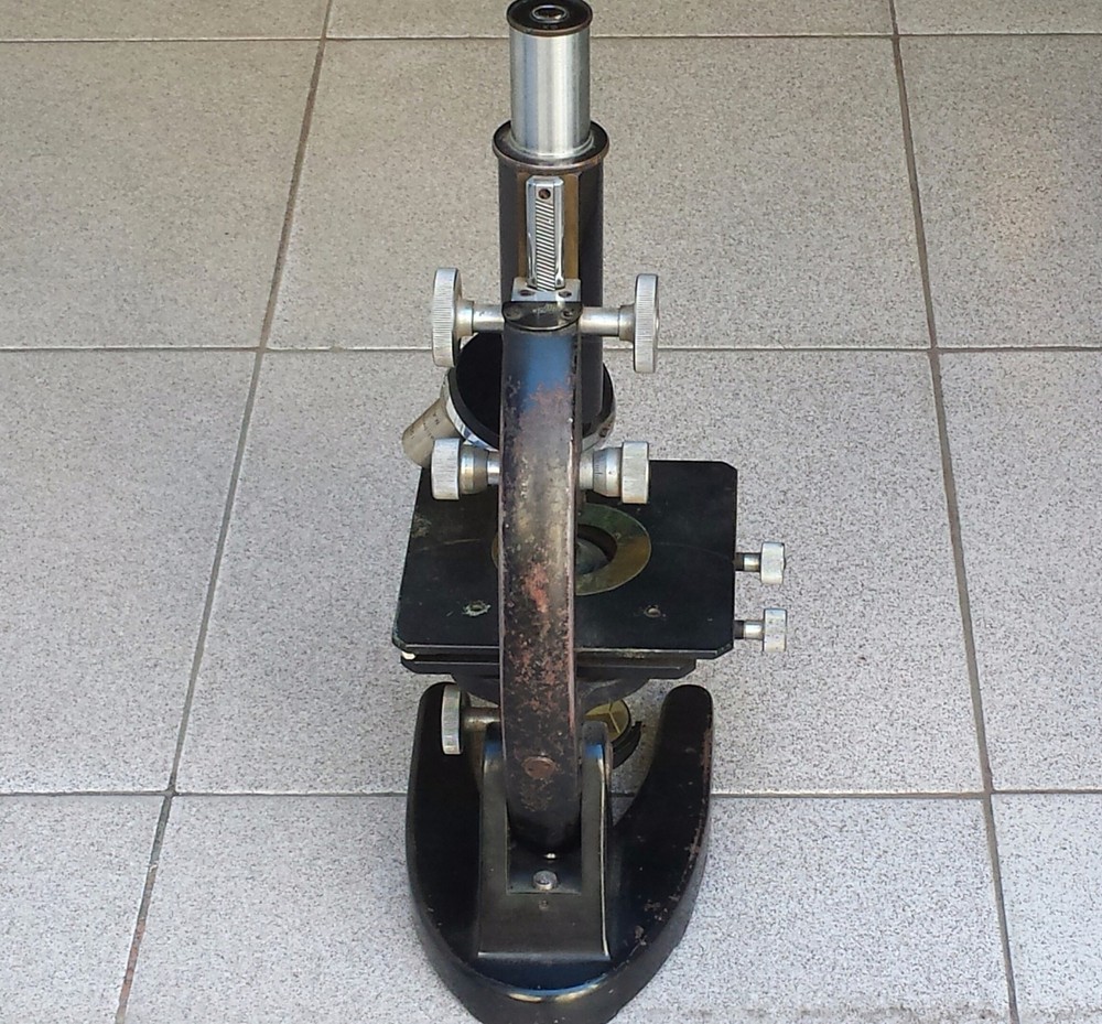 VINTAGE WINKEL-ZEISS GOTTINGEN MICROSCOPE