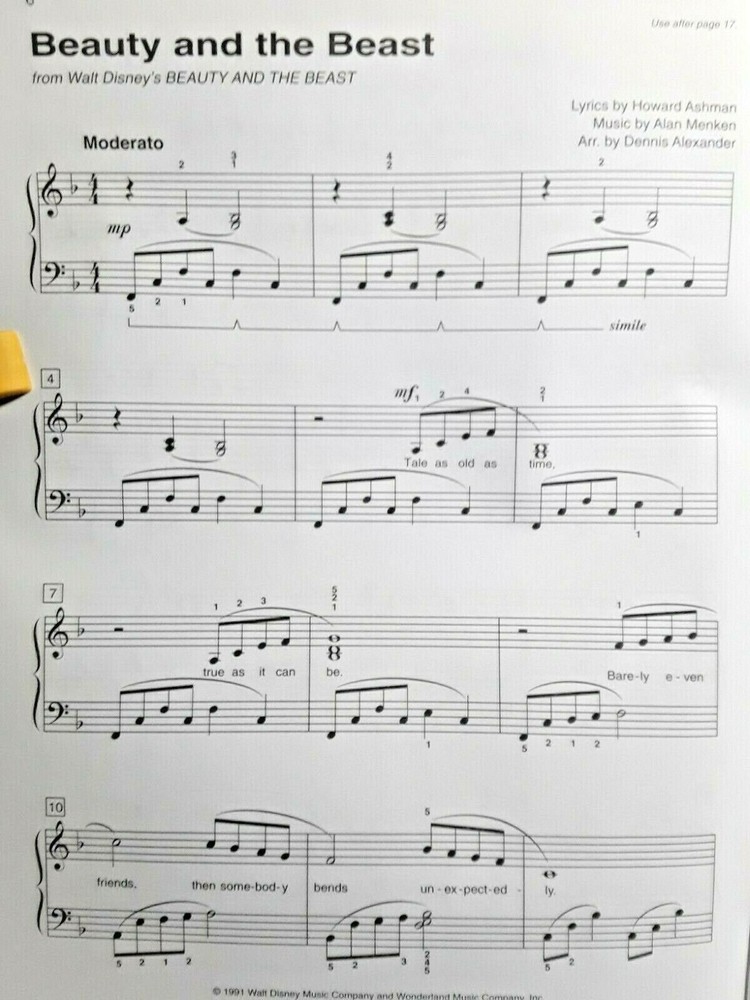 Alfred's Basic Piano Library "Solo Book, Level 4" - Top Hits
