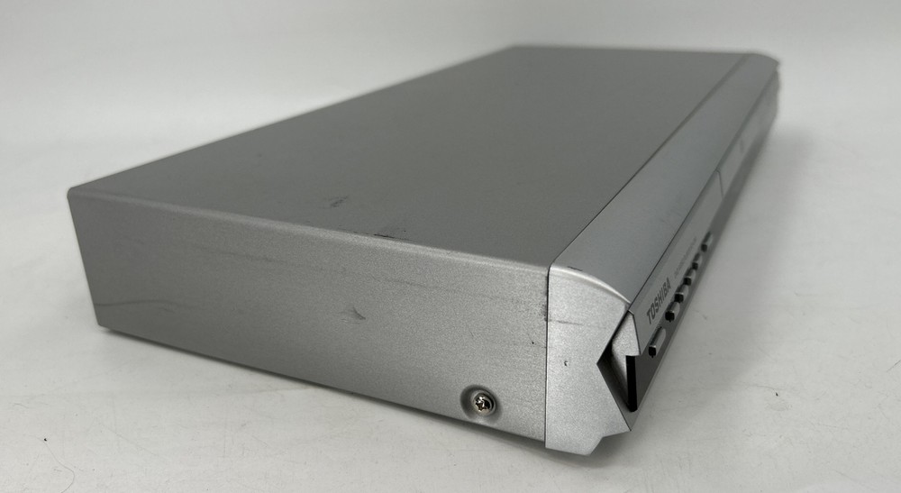 Toshiba dvd player SD-K740 EB-13232