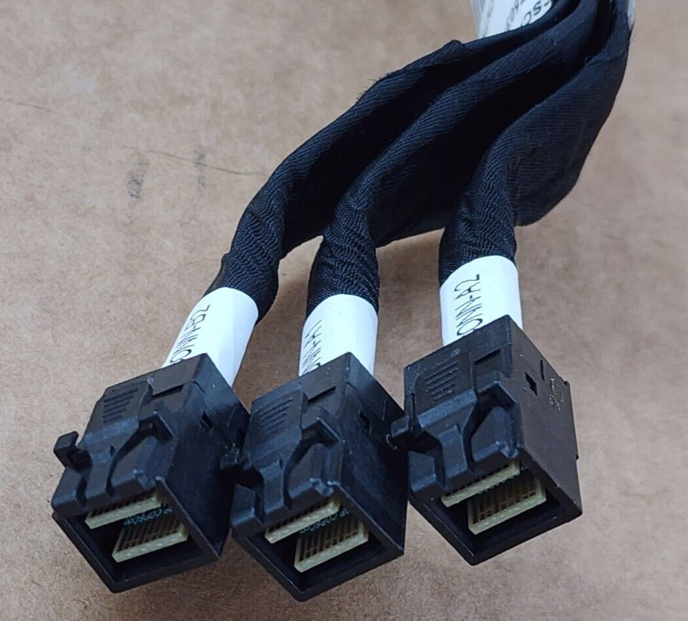 Cisco UCSC-36-3815 SAS A1/A2/B2 RAID Controller Cable for C220 Servers