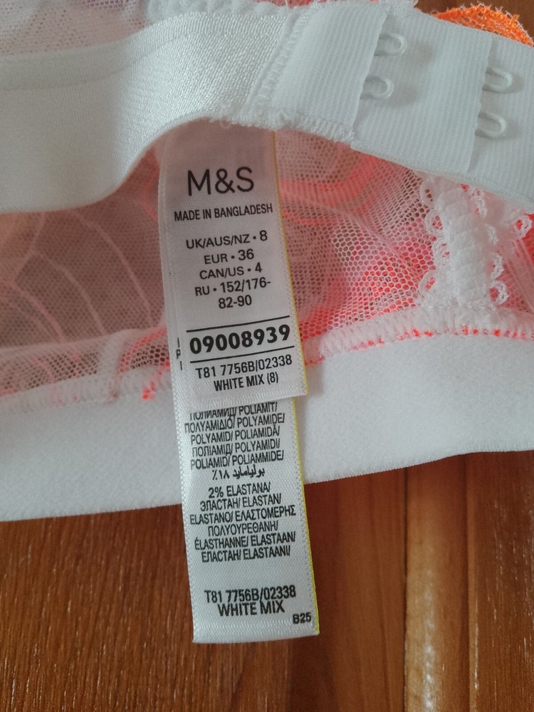 M& S Bra Size 8