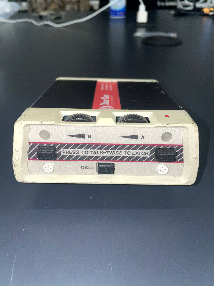 Clear-Com Intercom Systems Model 522 Two-Channel Dual Listen