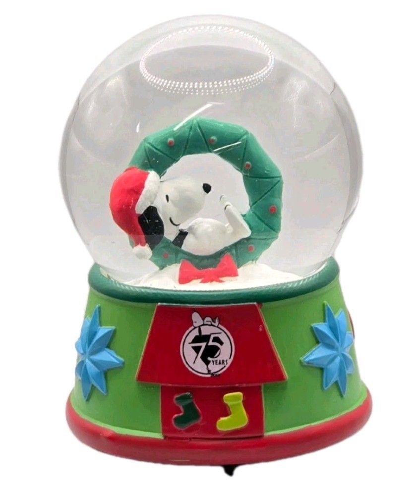 Snoopy 75Th Anniversary Snow Globe