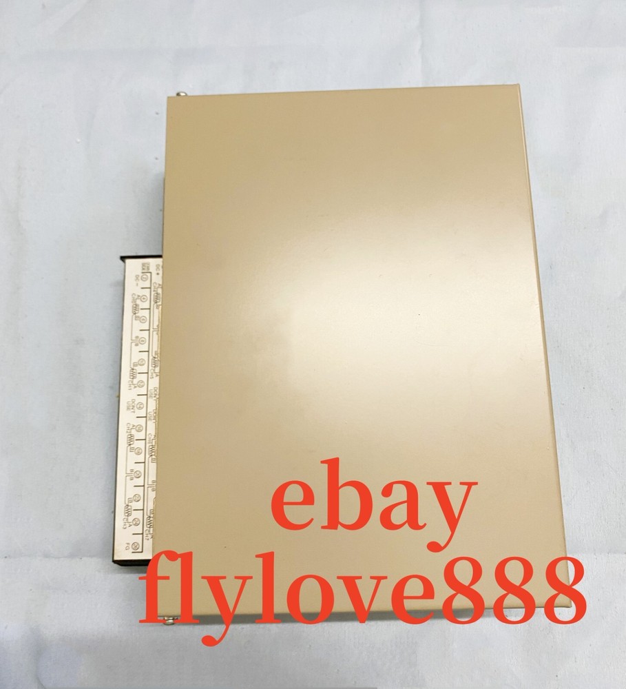 OMRON E5ZE-8VQH04TCB temperature controller