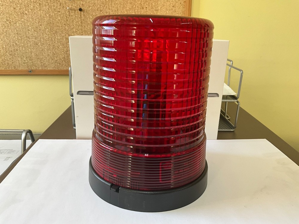HELLA 220 VOLT ROTATING BEACON