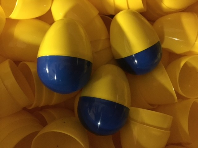U Choose Colors! 100 Empty Easter Eggs Vending Capsules Vending Machine 2 inch