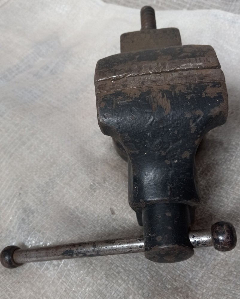 Lakeside vise 3"