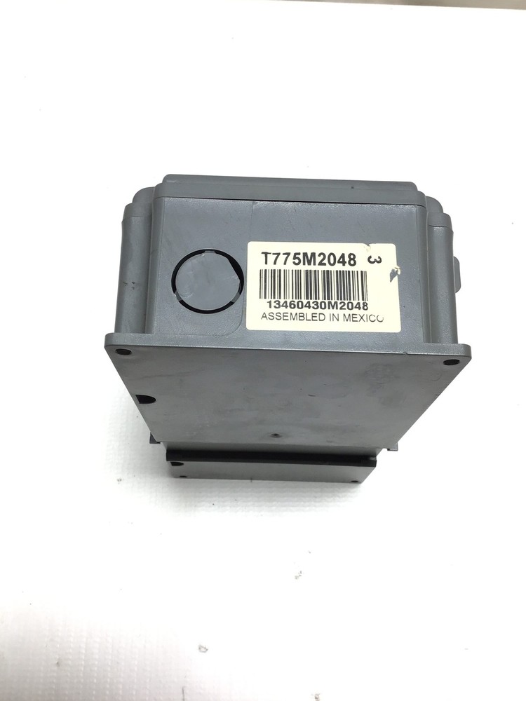 Honeywell T775M2048 Temperature Controller